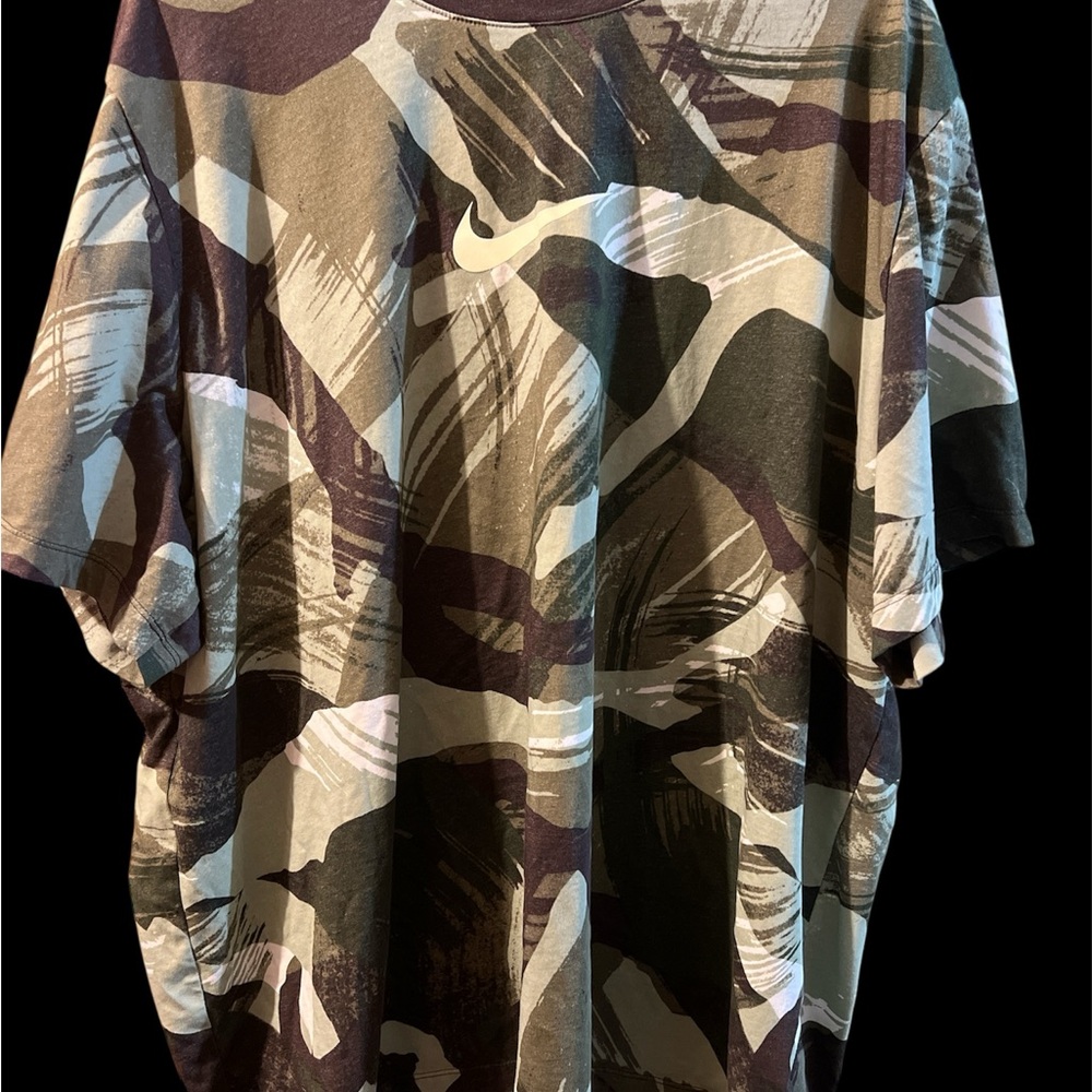 Nike Men's Short Sleeve Camouflage Tee - Brown and Gray